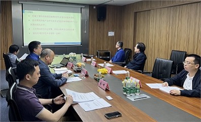 湖南省政協(xié)副主席、工商聯(lián)主席張健一行蒞臨進(jìn)芯電子指導(dǎo)工作